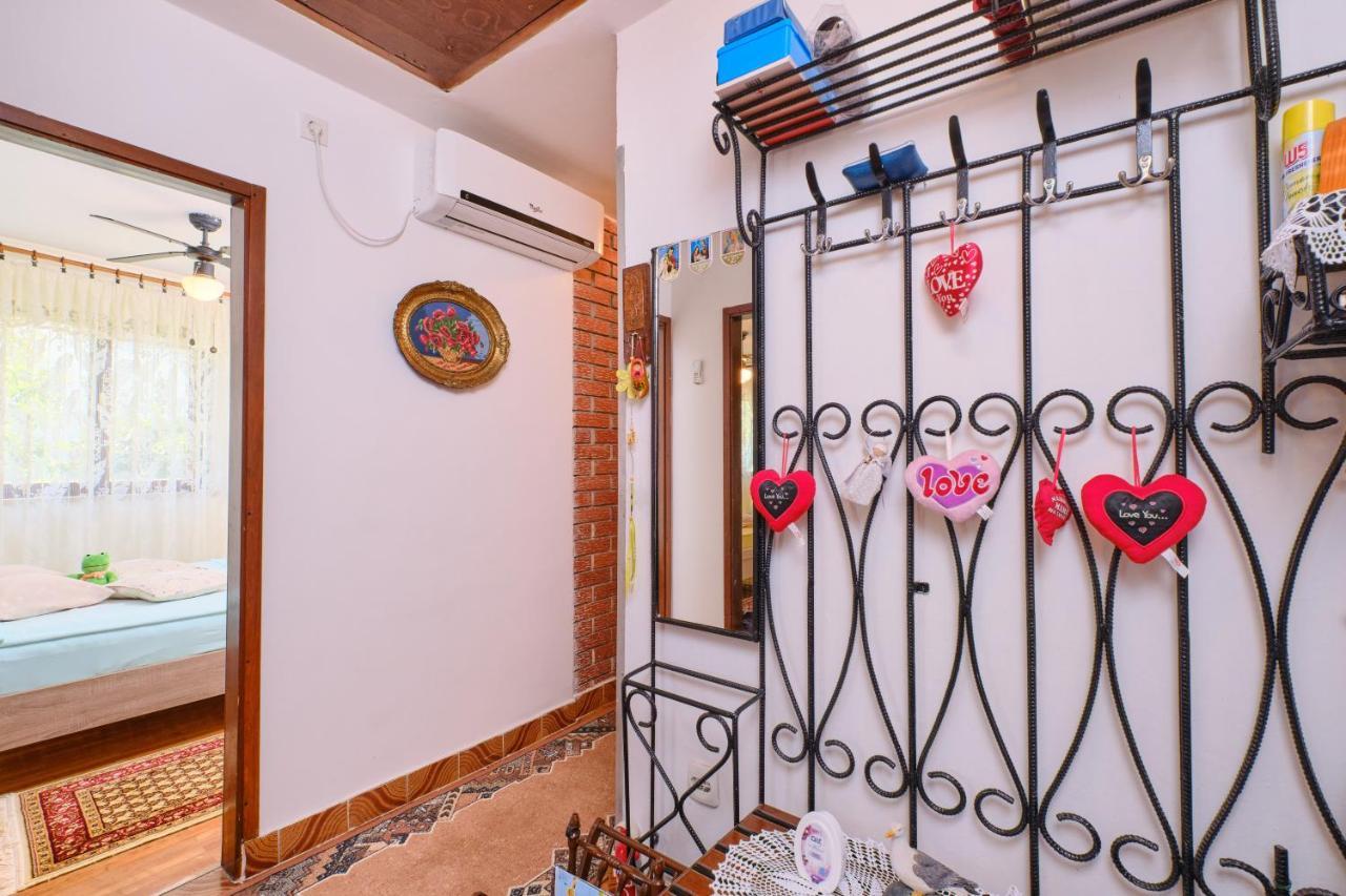 Apartman Ana Mali Lošinj Zewnętrze zdjęcie